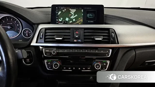 BMW 4 Series (F32) 2018 Белый из Кореи, фото 5