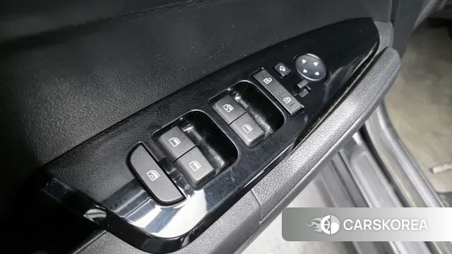 Kia Sportage 5th Generation Hybrid 2021 Черный из Кореи, фото 5