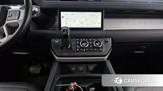 Land Rover Defender (L663) 2021 Зеленый из Кореи, фото 5