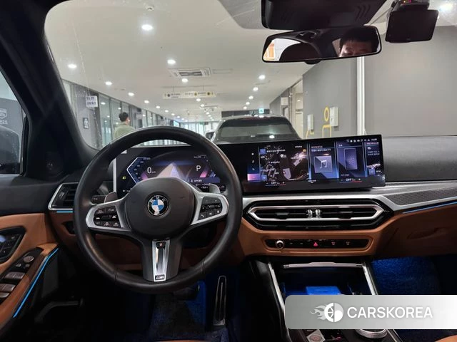 BMW 3 Series (G20) 2023 Небесно-голубой из Кореи, фото 5