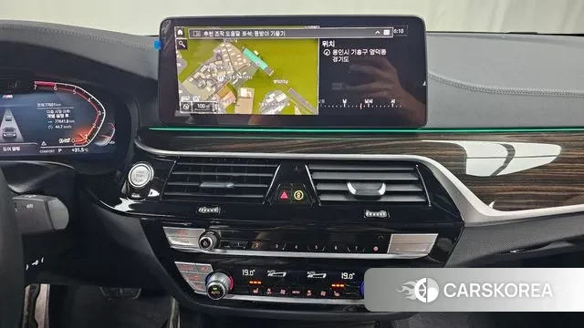 BMW 5 Series (G30) id 2890848 из Кореи 5