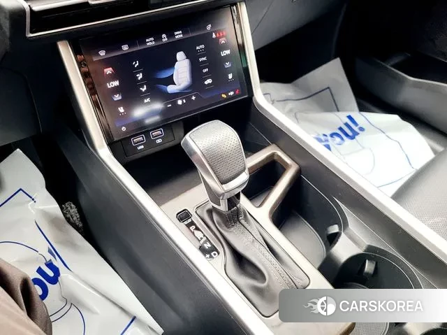 Ssangyong Torres 2023 Темно-зеленый из Кореи, фото 5