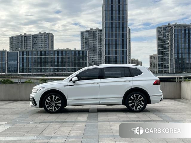 Volkswagen Tiguan L 2024 Белый из Китая, фото 5