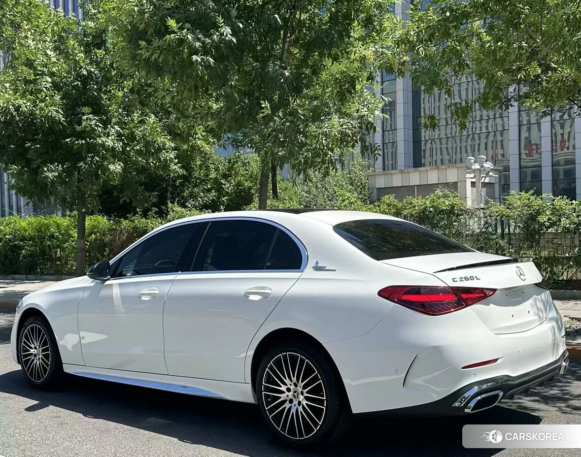 Mercedes-Benz Class C 2023 Белый из Китая, фото 5