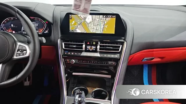 BMW 8 Series (G15) 2021 Черный из Кореи, фото 5