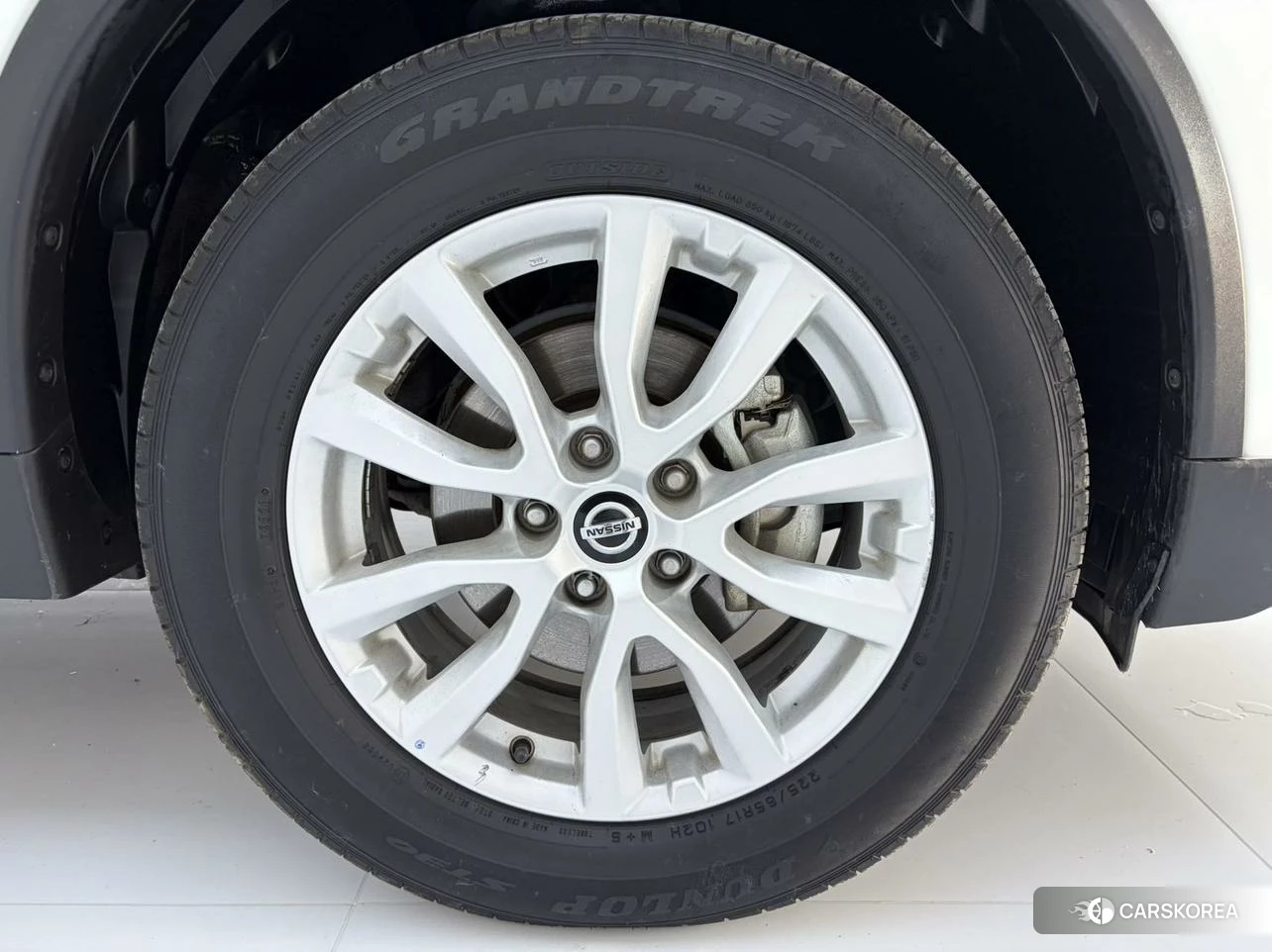 Nissan Qijun 2023 Белый из Китая, фото 5