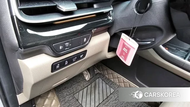 Kia The New Carnival 4th Generation 2024 Серебряный из Кореи, фото 5
