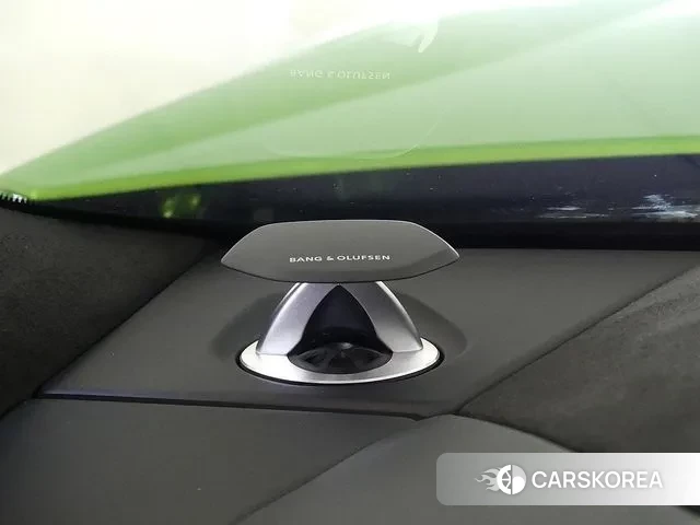 Lamborghini Urus 2024 Зеленый из Кореи, фото 5