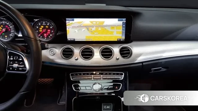 Mercedes-Benz E-Class W213 2019 Черный из Кореи, фото 5