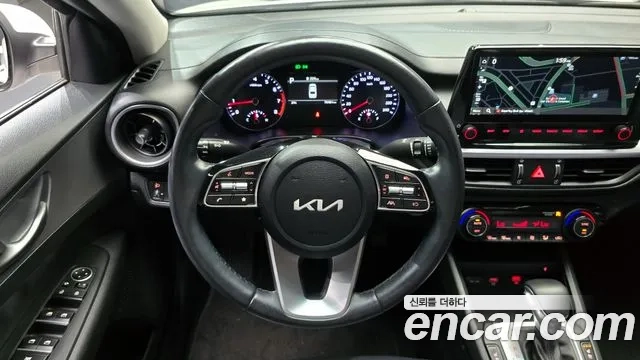 Kia The New K3 2nd generation 2021 Белый из Кореи, фото 5