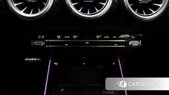 Mercedes-Benz GLB-Class X247 2021 Белый из Кореи, фото 5