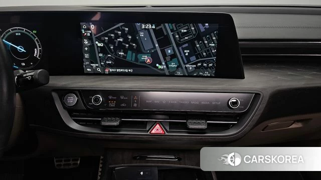Kia K8 Hybrid 2022 Серый из Кореи, фото 5
