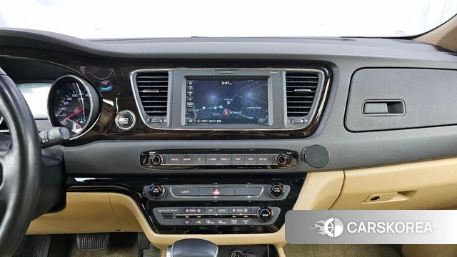 Kia The New Carnival 2018 Черный из Кореи, фото 5