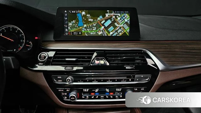 BMW 5 Series (G30) 2018 Серый из Кореи, фото 5