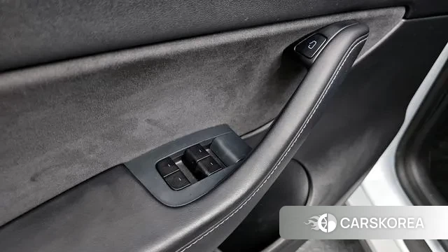 Tesla Model Y 2021 Белый из Кореи, фото 5