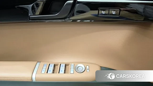 Hyundai Grandeur Hybrid (GN7) 2023 Белый из Кореи, фото 5