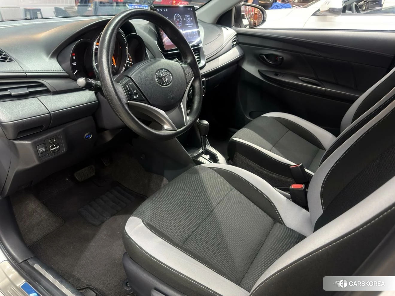 Toyota YARIS L Zhixuan 2021 Белый из Китая, фото 5