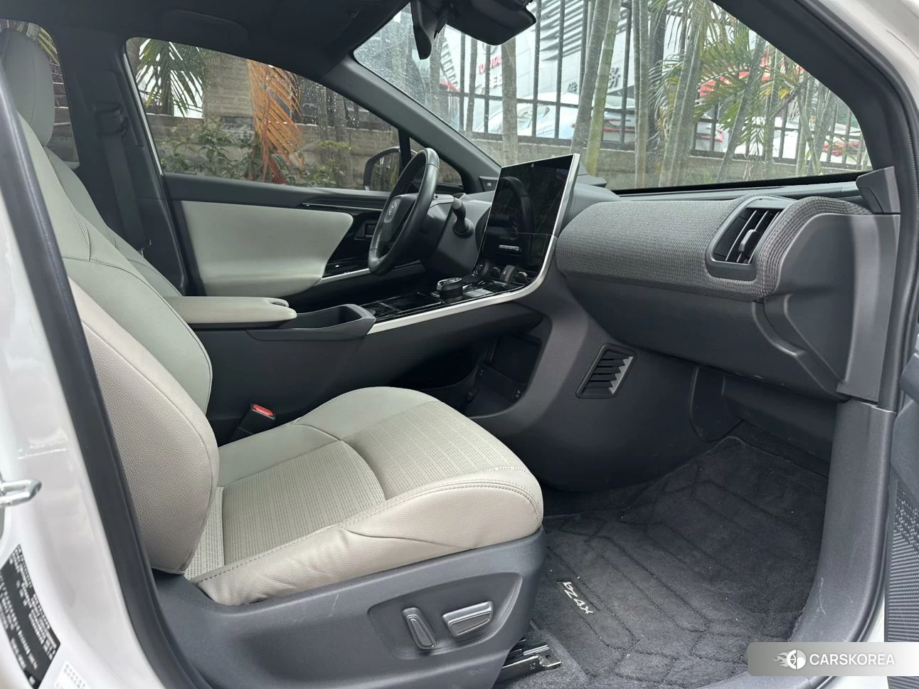 Toyota Platinum Wisdom 4X 2023 Белый из Китая, фото 5