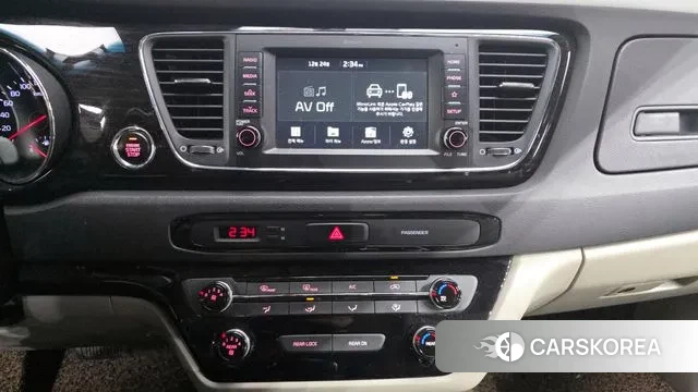 Kia The New Carnival 2018 Черный из Кореи, фото 5