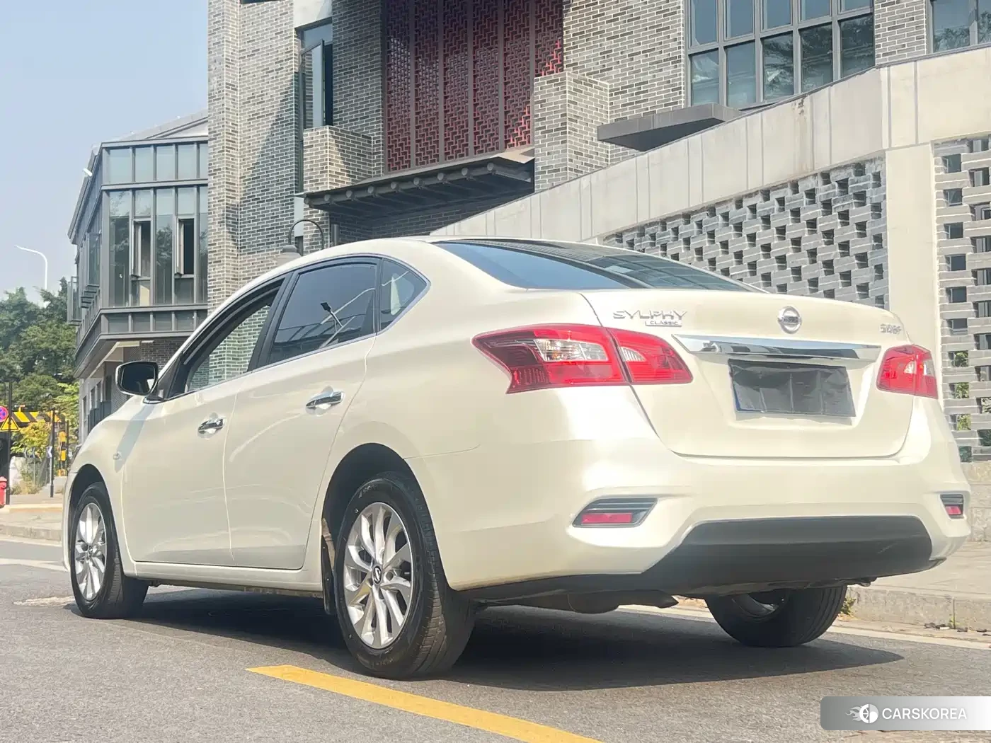 Nissan Sylphy 2023 Белый из Китая, фото 6
