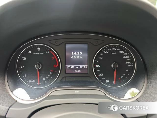 Audi A3 2019 Белый из Китая, фото 5