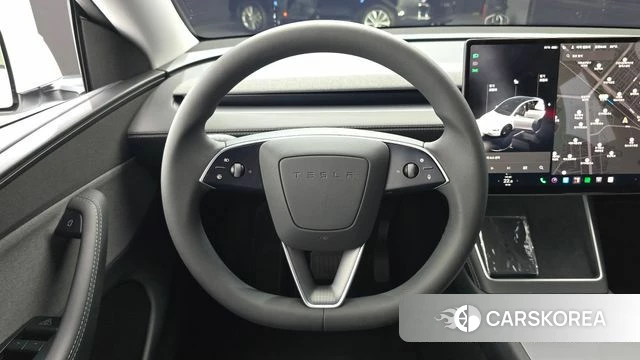 Tesla Model Y 2025 Белый из Кореи, фото 5