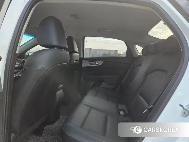 Kia Come New K3 2019 Жемчужный цвет из Кореи, фото 5