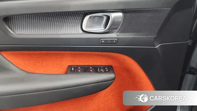 Volvo XC40 2018 Серый из Кореи, фото 5