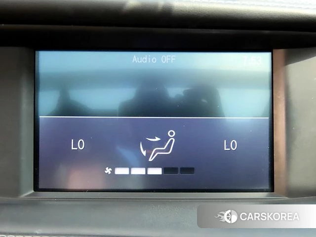 Infiniti Q30 2018 Белый из Кореи, фото 5