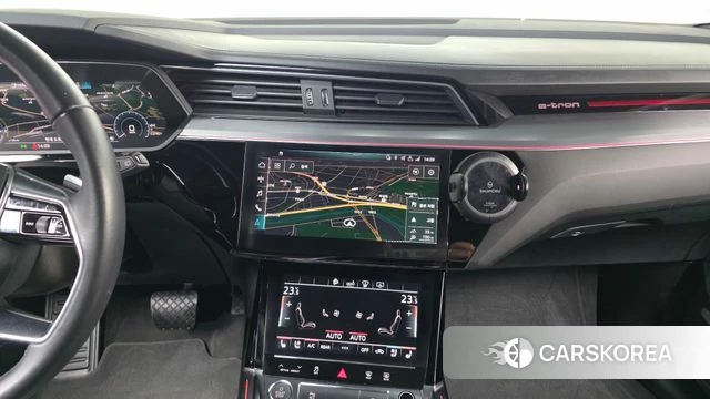 Audi e-Tron 2020 Серый из Кореи, фото 5