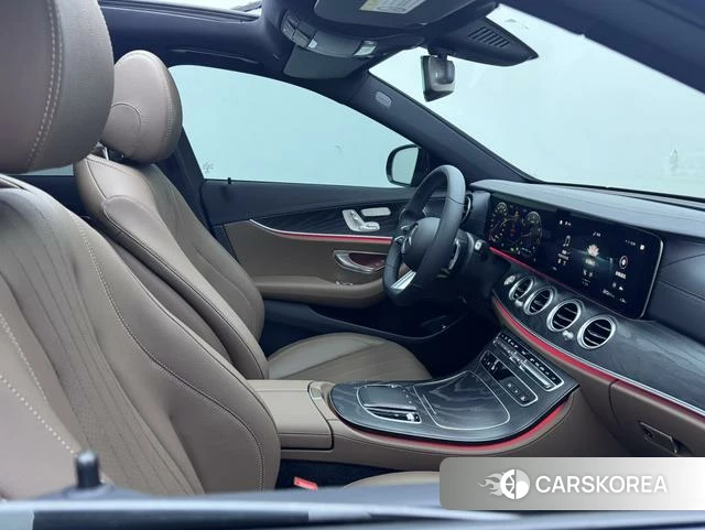 Mercedes-Benz E-class (imported) 2021 Синий из Китая, фото 5
