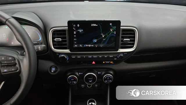 Hyundai Venue 2023 Красный из Кореи, фото 5