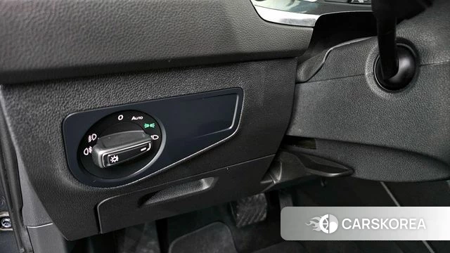 Volkswagen Tiguan second Generation 2020 Серый из Кореи, фото 5