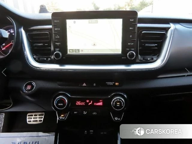 Kia Stonic 2019 Белый из Кореи, фото 5