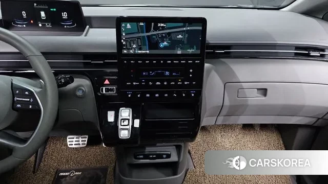 Hyundai Staria 2024 Серебряный из Кореи, фото 5