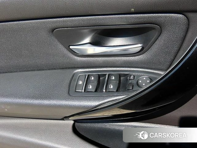 BMW 3 Series (F30) 2018 Черный из Кореи, фото 5