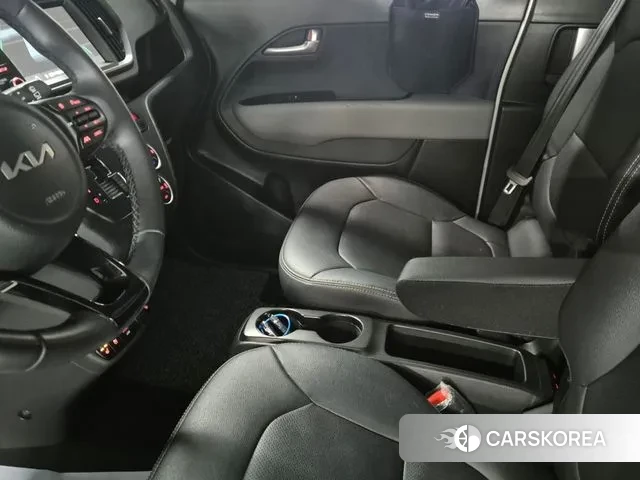 Kia The New Kia Ray 2023 Белый из Кореи, фото 5