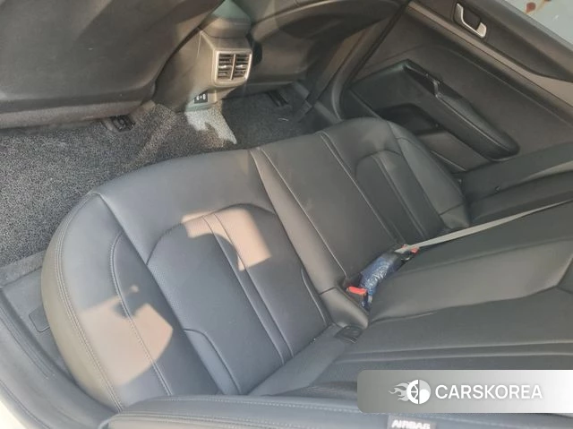 Kia The New K5 3rd generation 2023 Белый из Кореи, фото 5