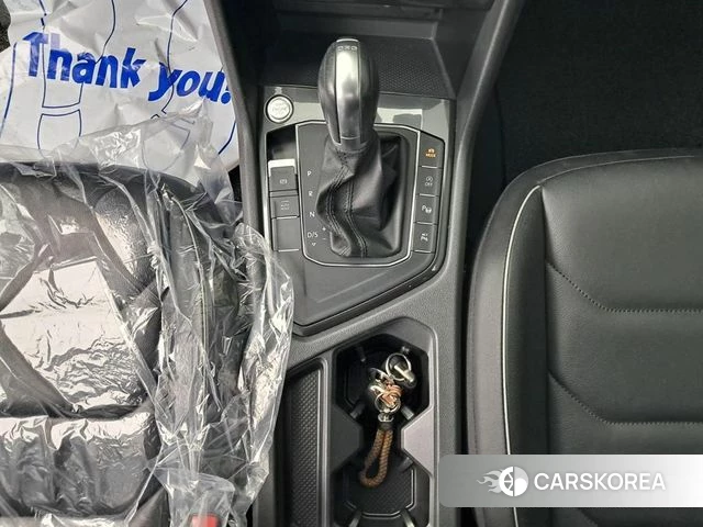 Volkswagen Tiguan Allspace 2018 Черный из Кореи, фото 5
