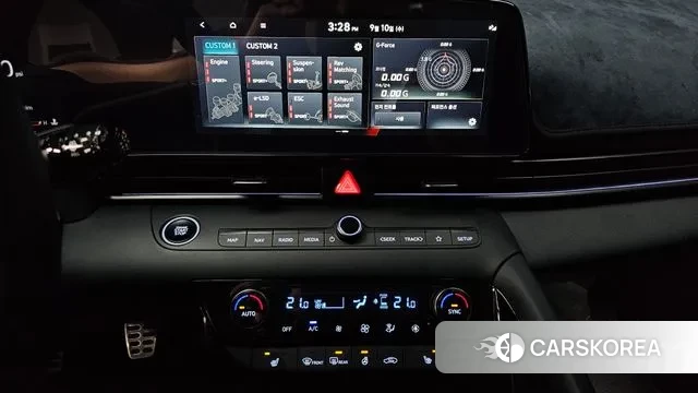 Hyundai The New Avante (CN7) 2024 Серебристо-серый из Кореи, фото 5