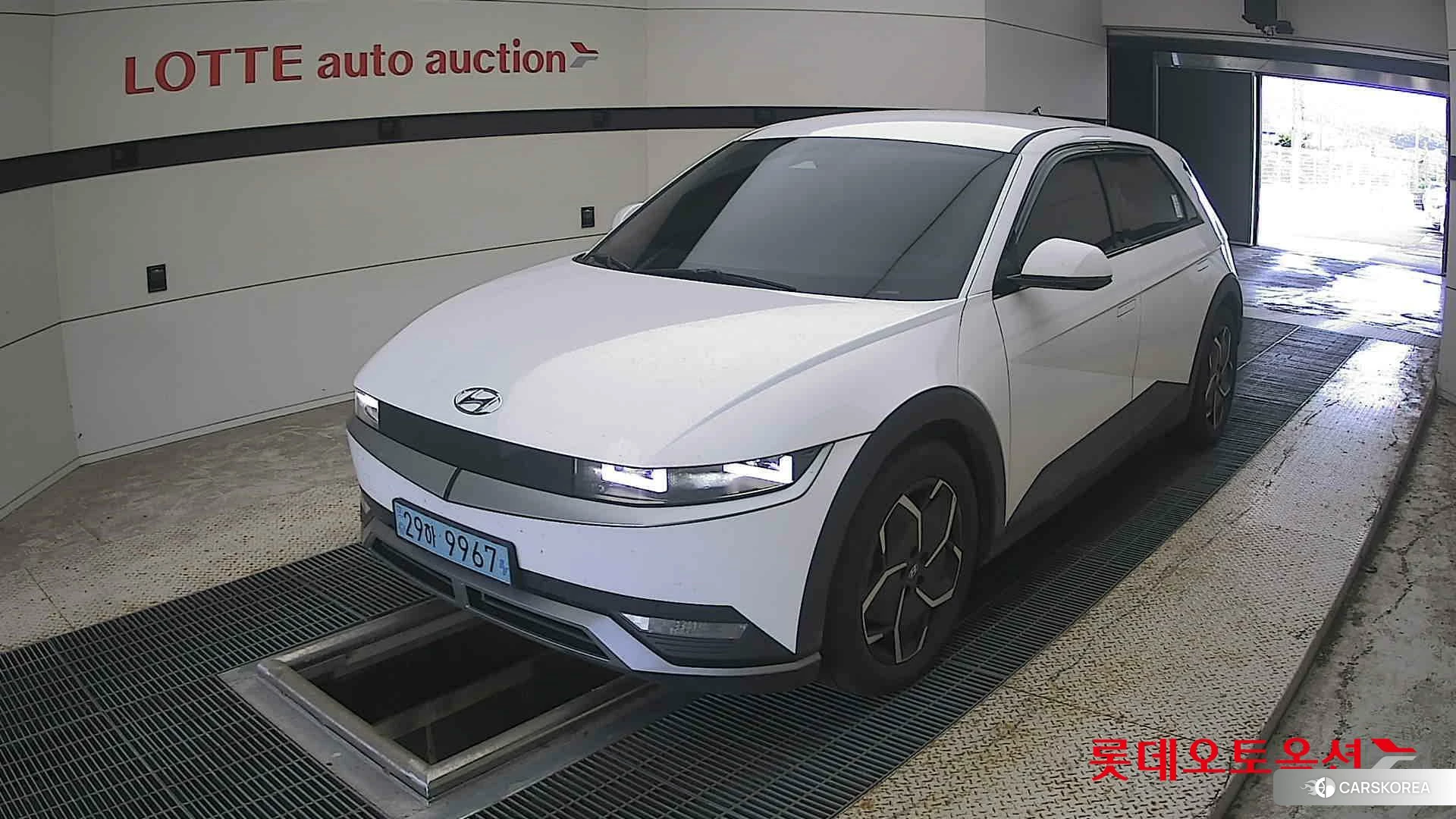 Hyundai IONIQ 5 2022 Atlas White из Кореи, фото 5