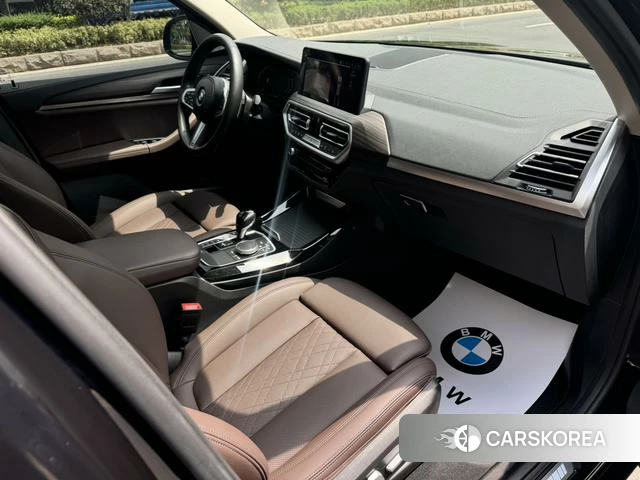 BMW X3 2021 Черный из Китая, фото 5