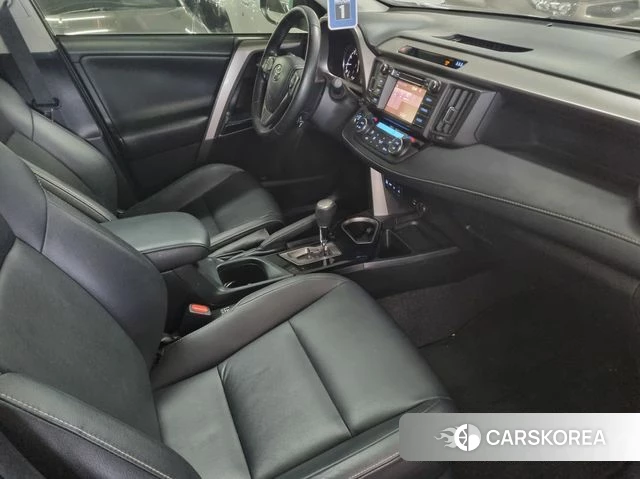 Toyota RAV4 2018 Серый из Кореи, фото 5