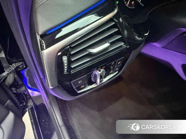 BMW 5 Series (G30) 2018 Черный из Кореи, фото 5