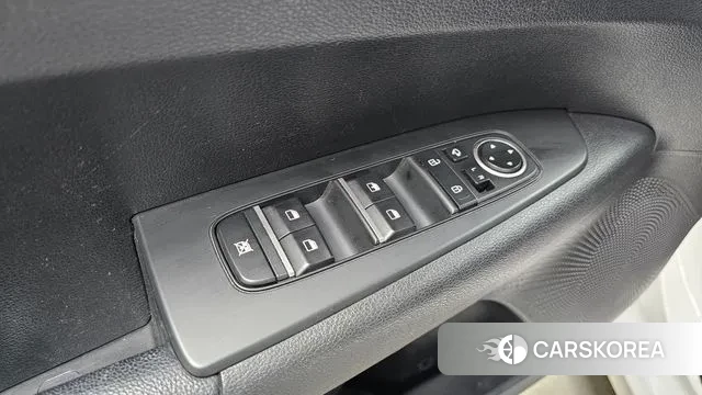 Kia The New K3 2nd generation 2021 Белый из Кореи, фото 5