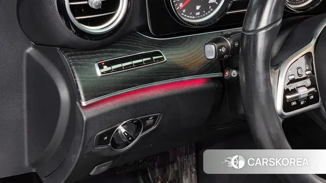 Mercedes-Benz E-Class W213 2020 Черный из Кореи, фото 5