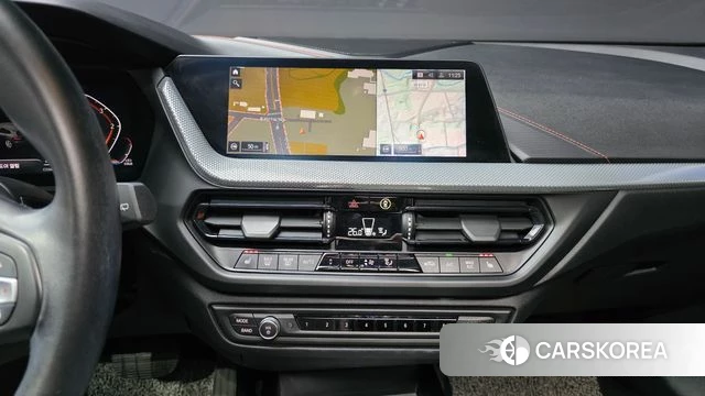 BMW 1 Series (F40) 2020 Черный из Кореи, фото 5