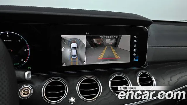 Mercedes-Benz E-Class W213 2023 Белый из Кореи, фото 5