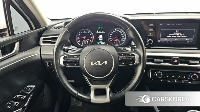 Kia K5 3rd generation 2022 Белый из Кореи, фото 5