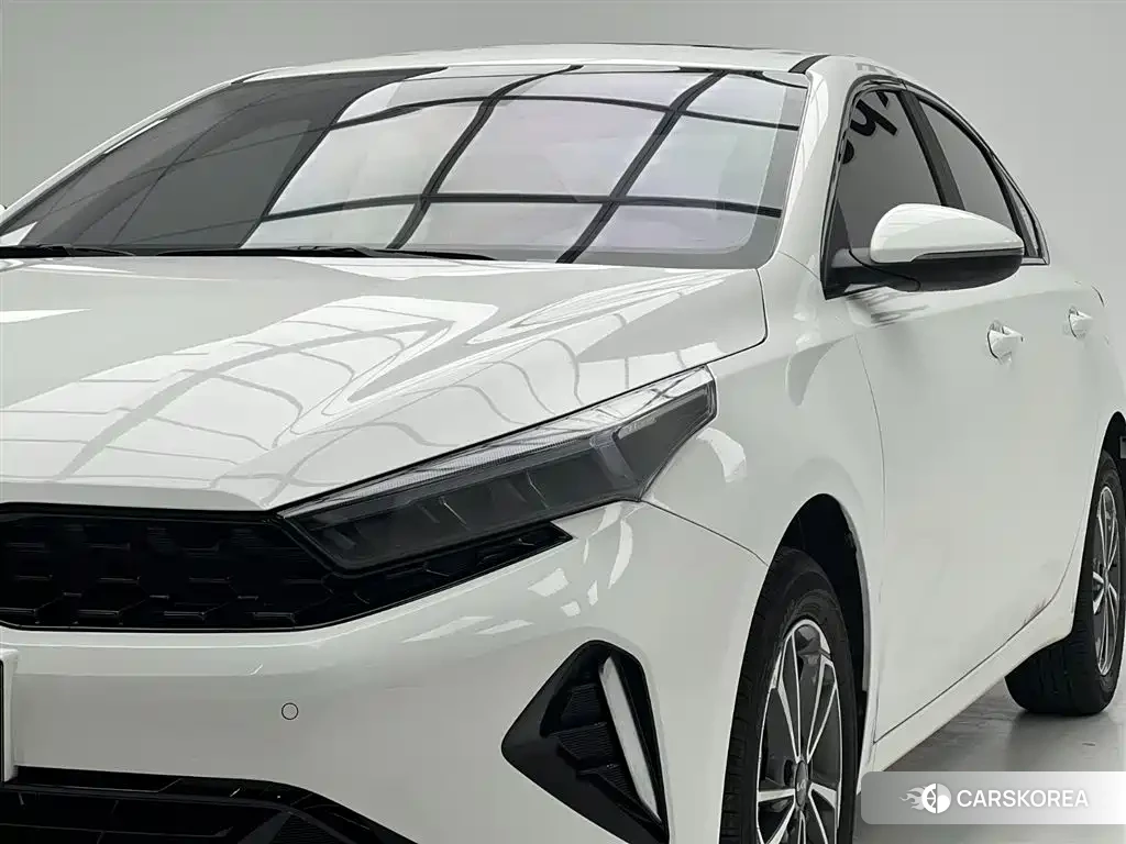 Kia K3 2026 Белый из Китая, фото 5